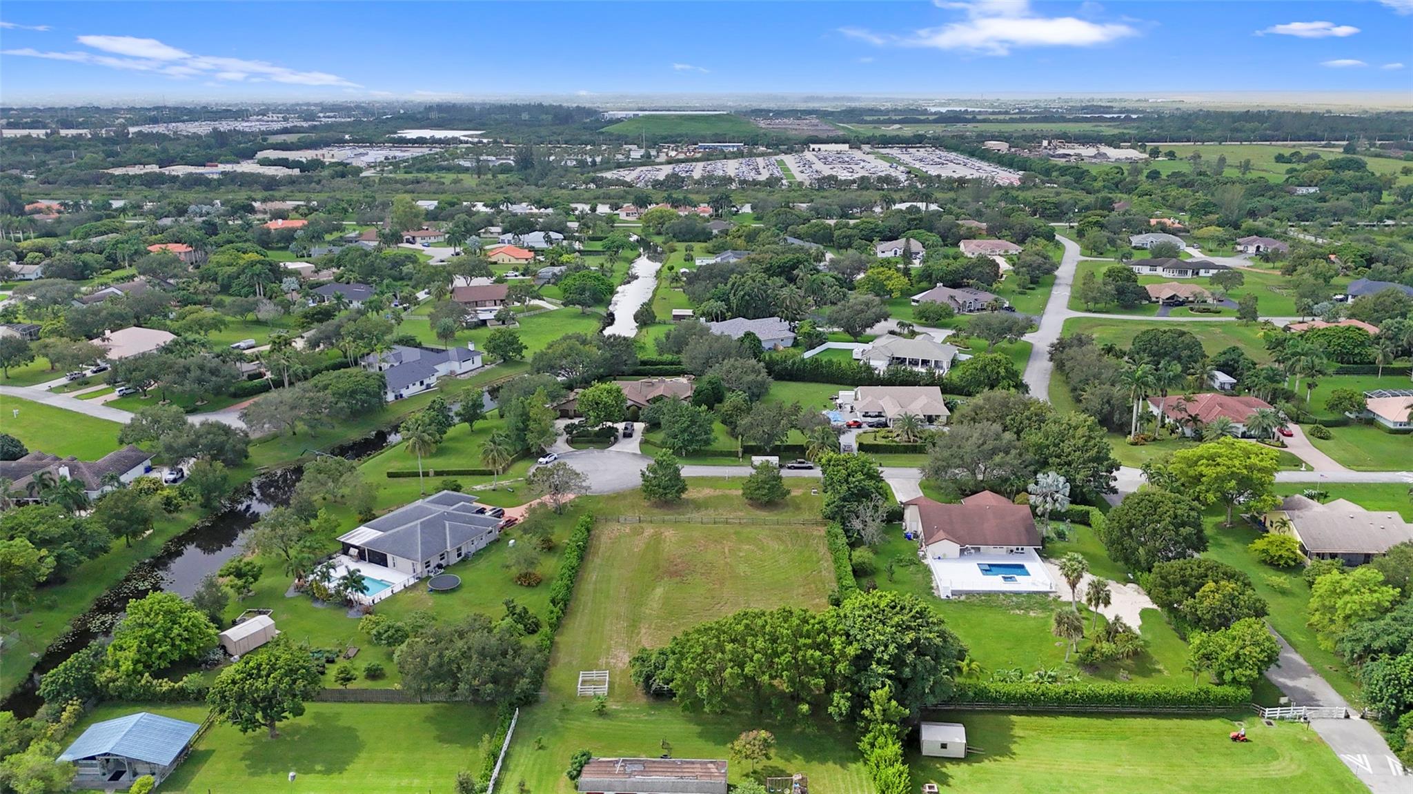 The Trails 143-35 B - Land