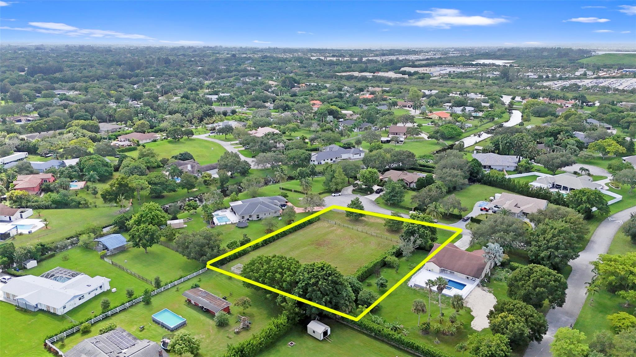 The Trails 143-35 B - Land