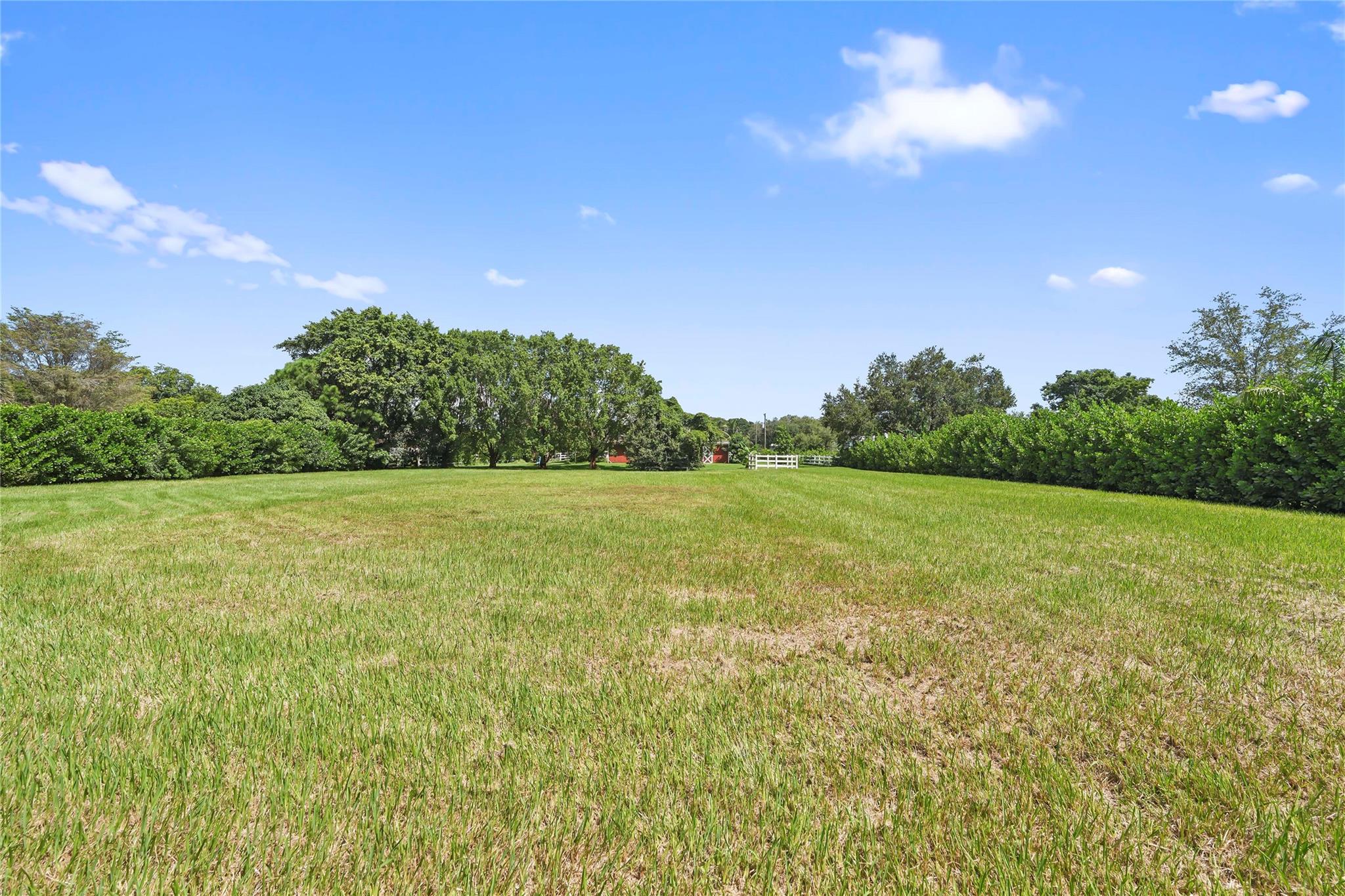 The Trails 143-35 B - Land