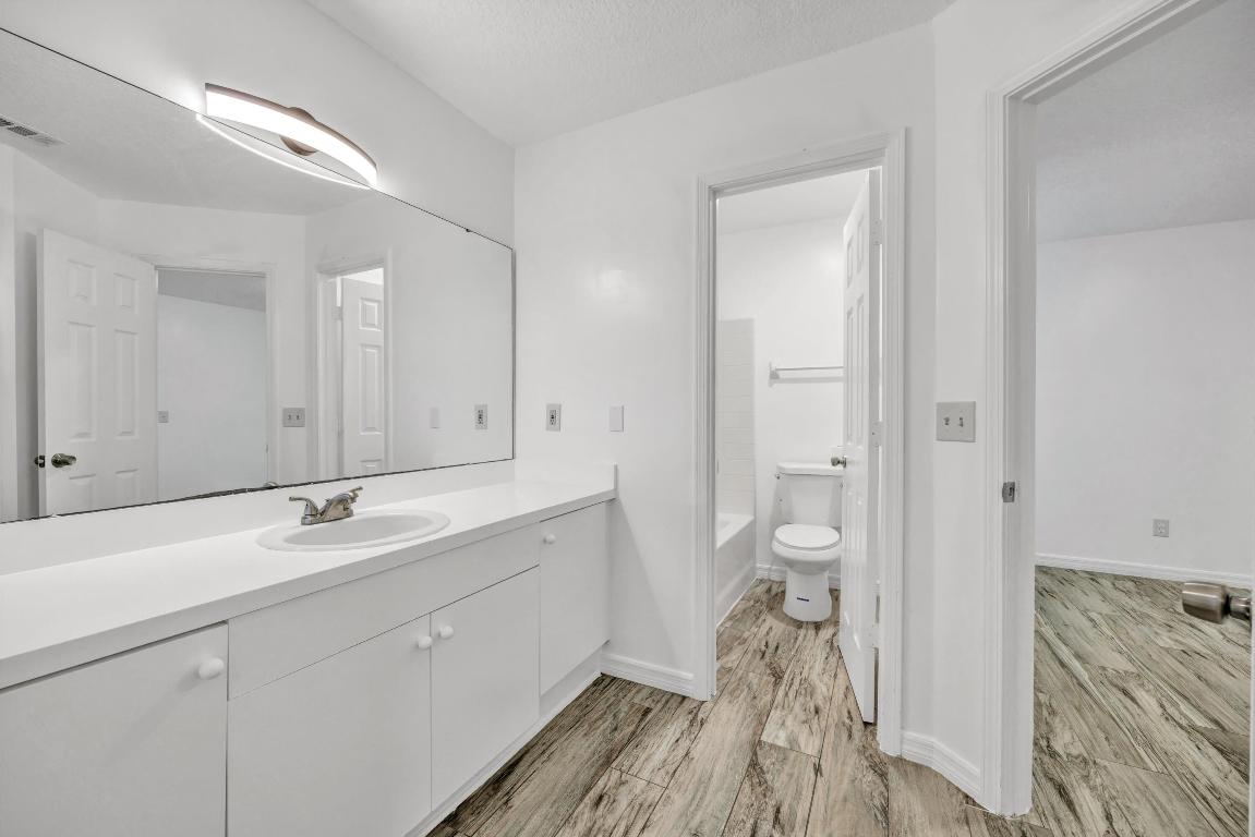 JACKSONVILLE NORTH ESTATE - Residential