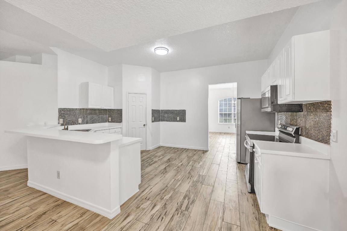 JACKSONVILLE NORTH ESTATE - Residential