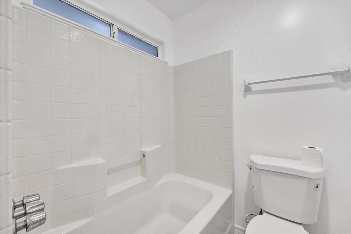 JACKSONVILLE NORTH ESTATE - Residential