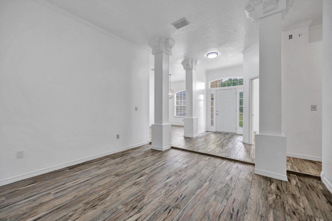 JACKSONVILLE NORTH ESTATE - Residential