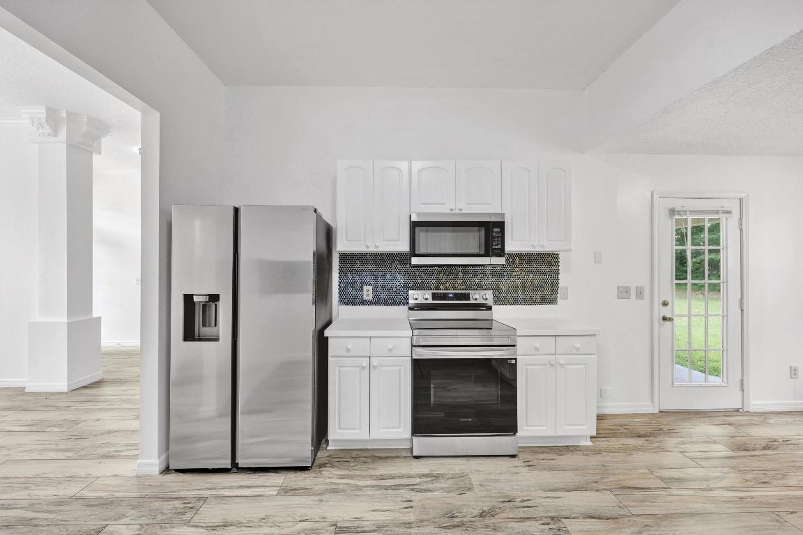 JACKSONVILLE NORTH ESTATE - Residential