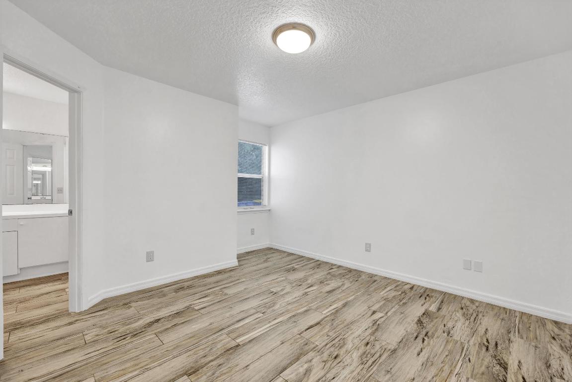 JACKSONVILLE NORTH ESTATE - Residential