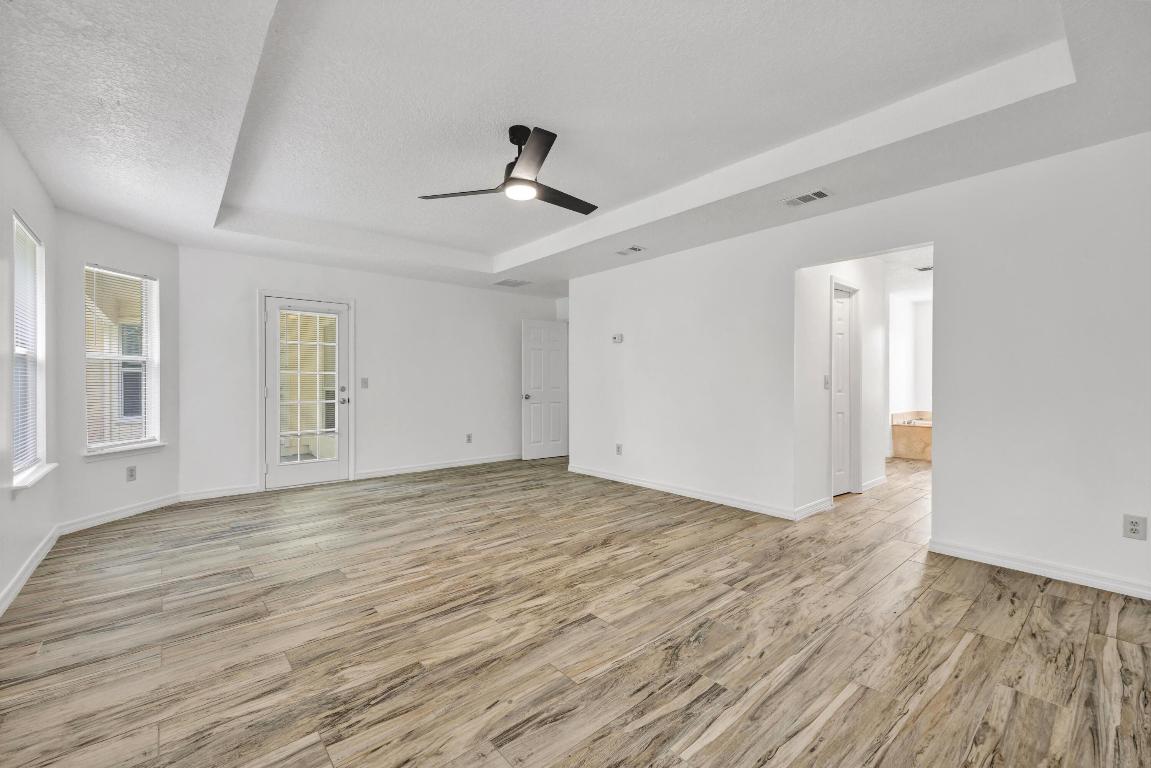 JACKSONVILLE NORTH ESTATE - Residential