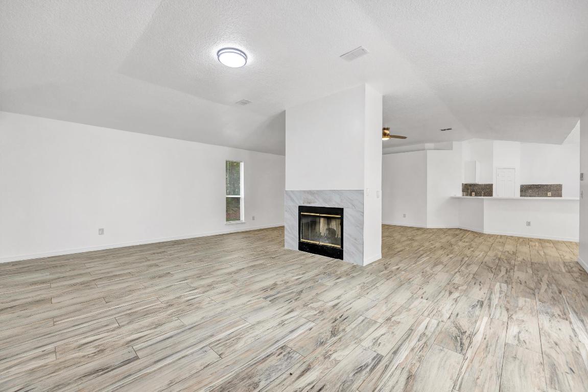 JACKSONVILLE NORTH ESTATE - Residential