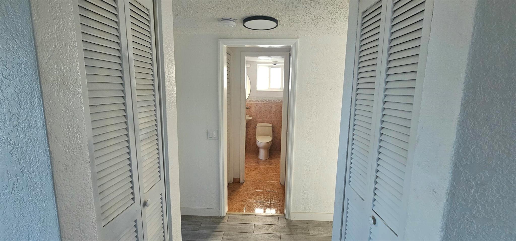 TWENTY FIVE HUNDRED CONDO - Residential Lease