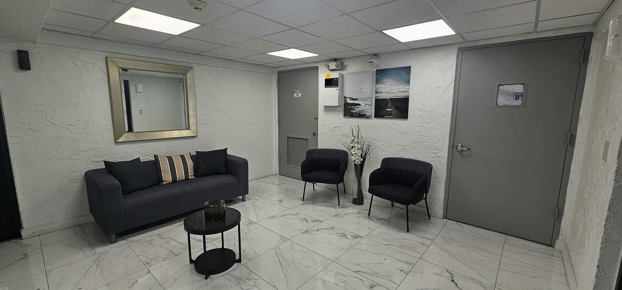 TWENTY FIVE HUNDRED CONDO - Residential Lease