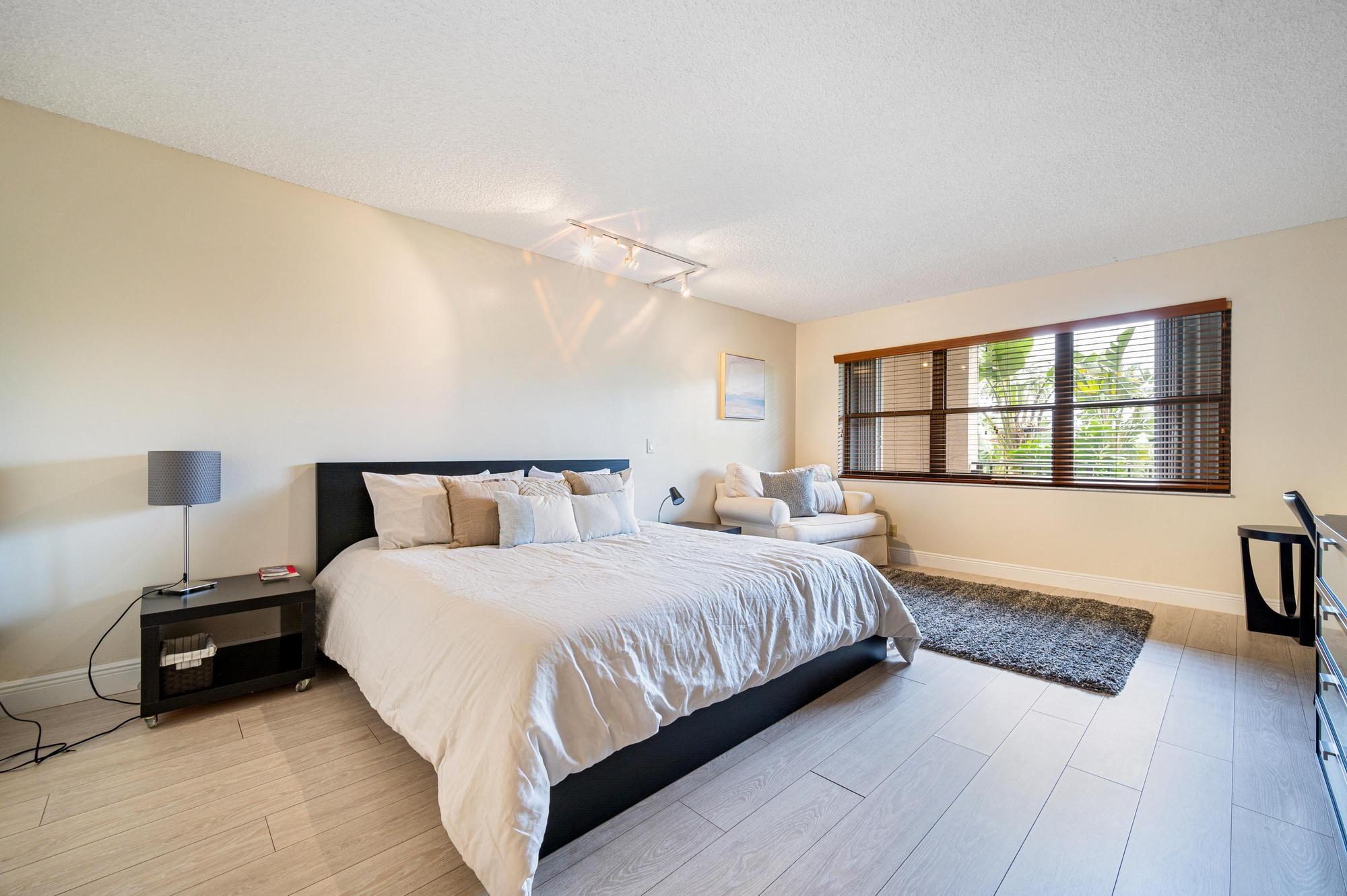 SEA RANCH CLUB A CONDO - Residential Lease