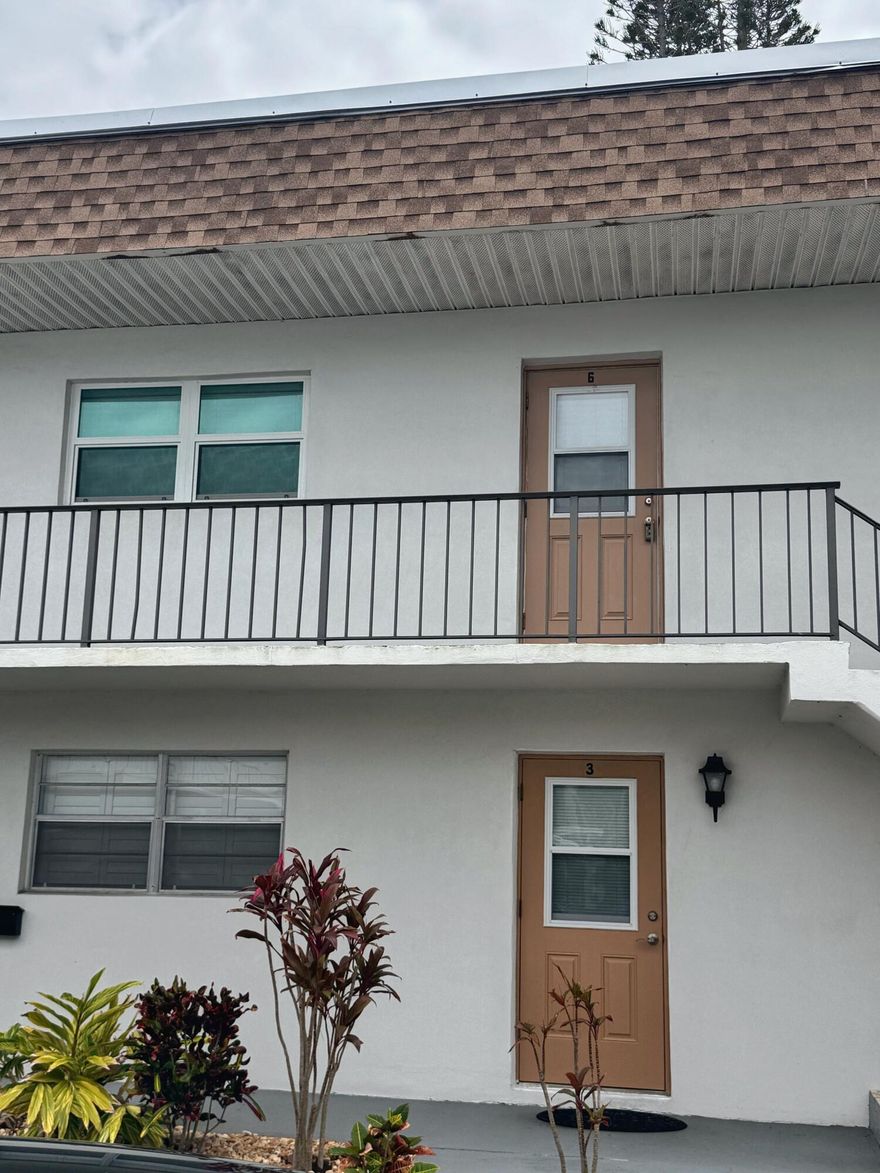 Welcome to Kingswood, a sought-after 55+ community in the heart of Stuart! This beautifully maintained 2-bedroom, 2-bath second-floor condo offers a bright and inviting layout and is being sold fully furnished (or unfurnished if preferred) for your convenience.   Enjoy a spacious living area filled with natural light, creating a comfortable and relaxing atmosphere. Ideally located just minutes from beaches, shopping, dining, and medical facilities, with easy access to downtown Stuart and Jensen Beach.  Kingswood offers an active lifestyle with a pool, clubhouse, and shuffleboard, all just steps away. The buildings have been recently re-roofed with no special assessment, providing added value and peace of mind.  Excellent opportunity for seasonal or year-round living in a prime location!