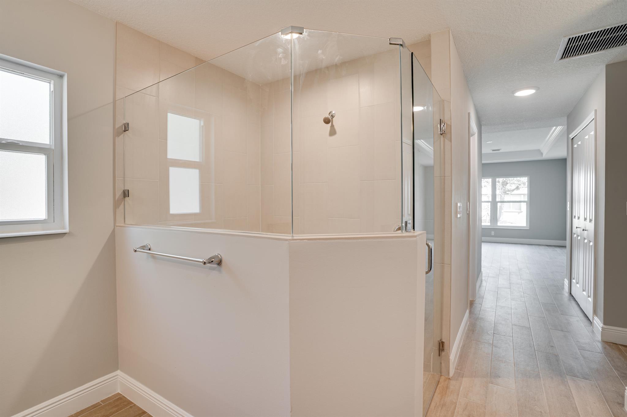 PORT ST LUCIE SECTION 46 - Residential Lease