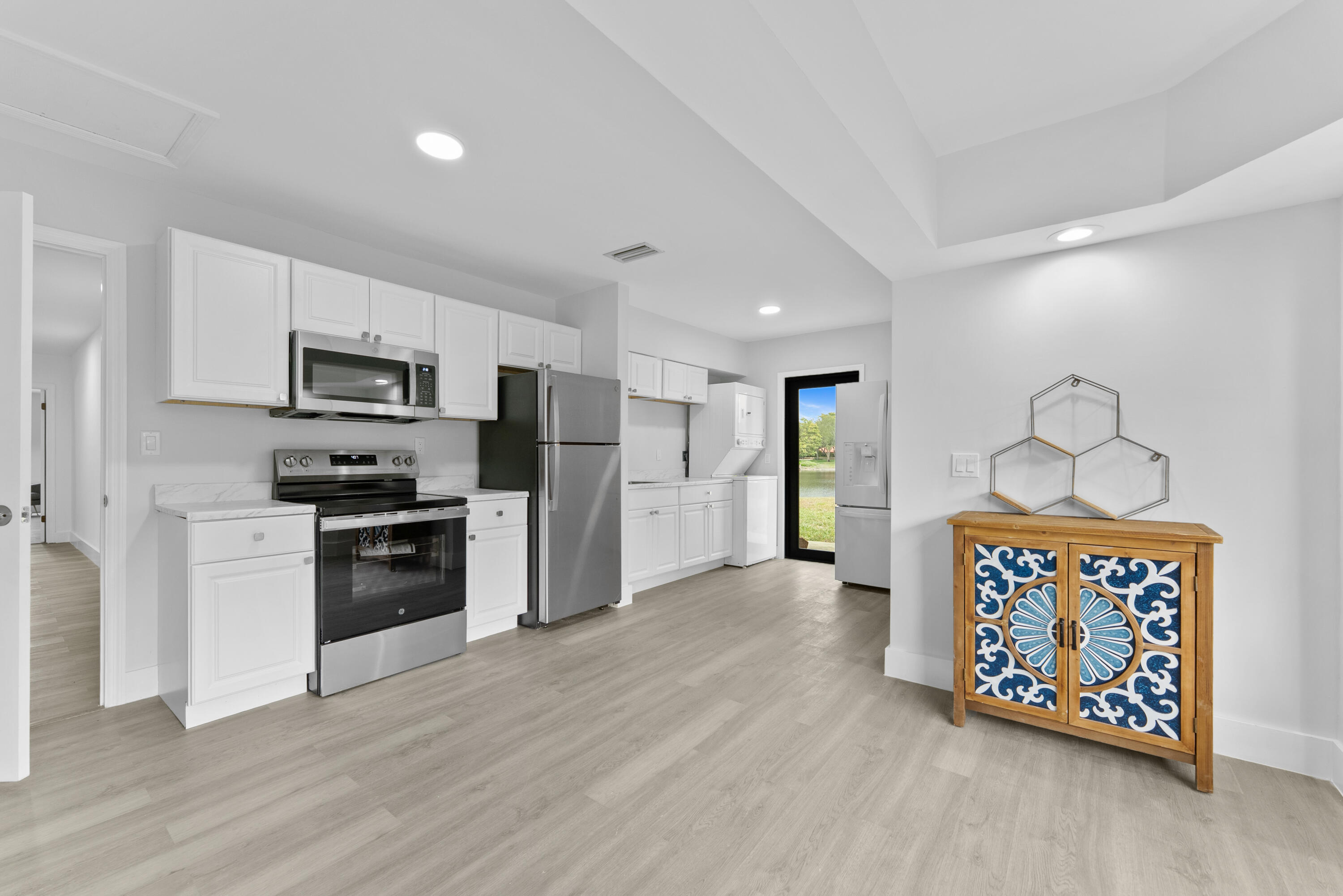 RUNNING BROOK HILLS - Residential