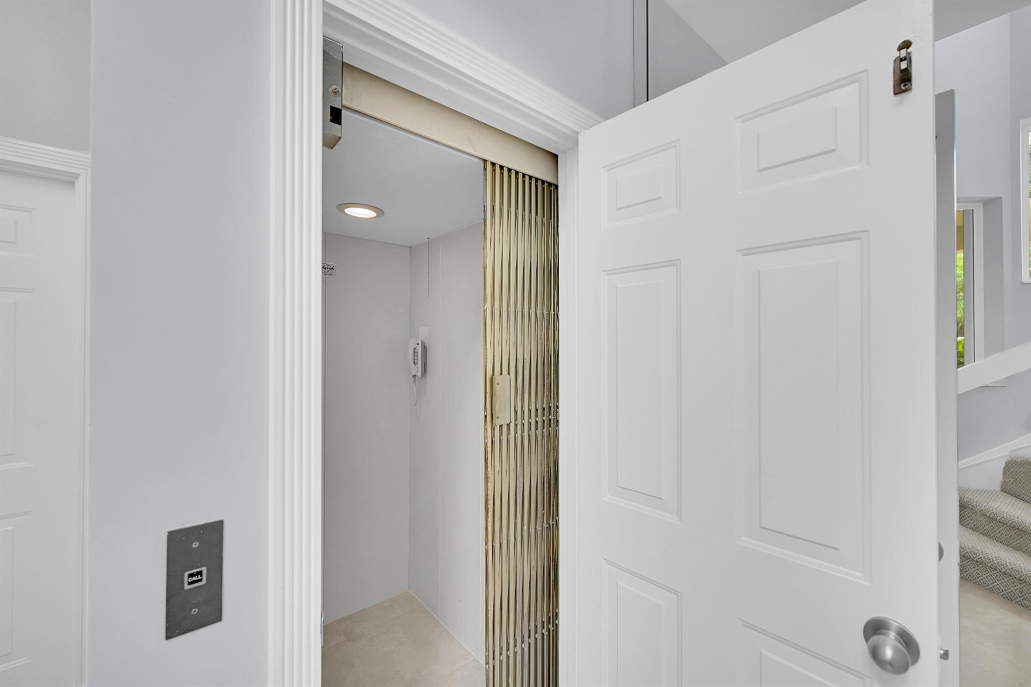 WATERSIDE AT ADMIRALS COV - Residential