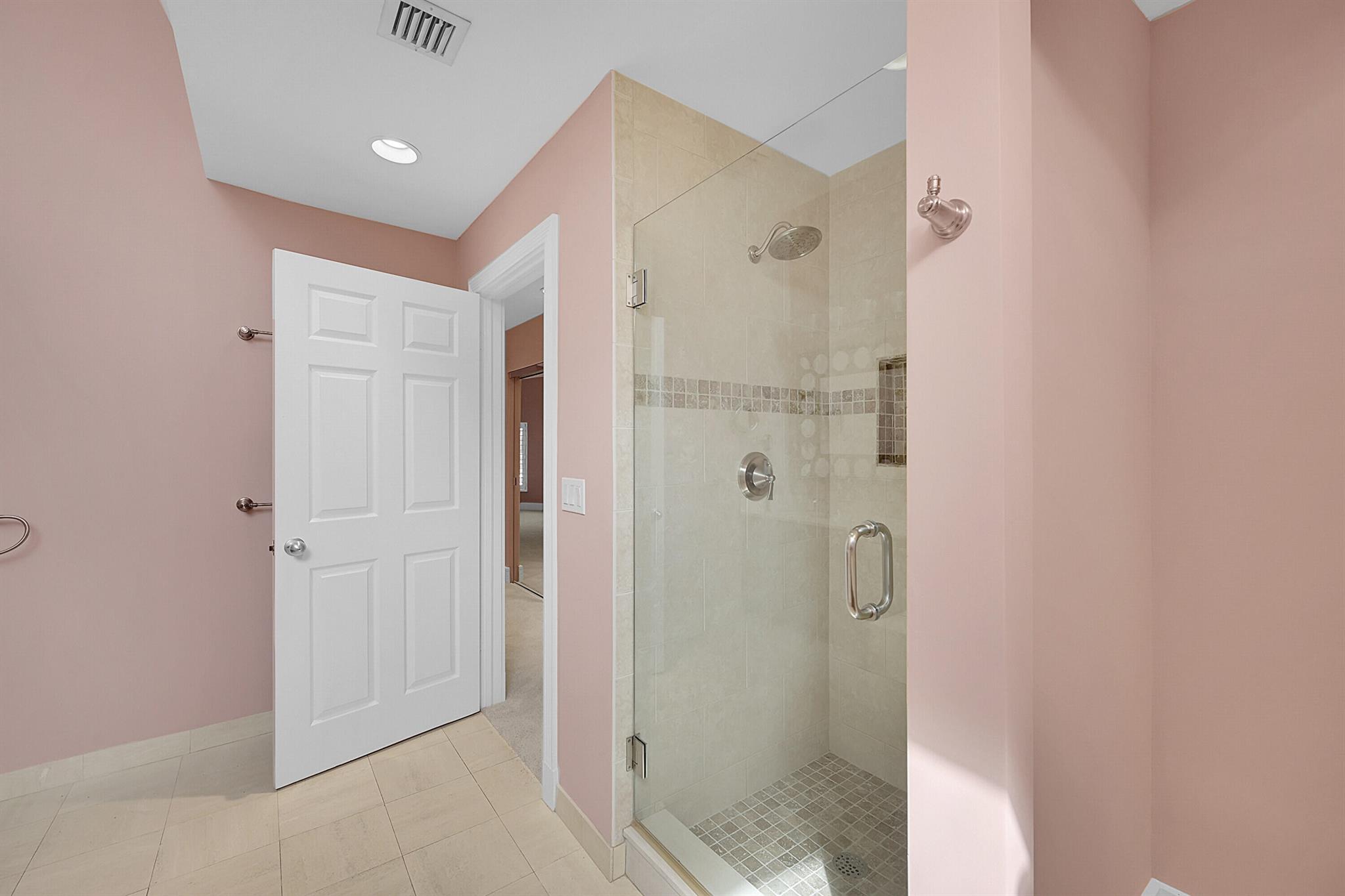 WATERSIDE AT ADMIRALS COV - Residential