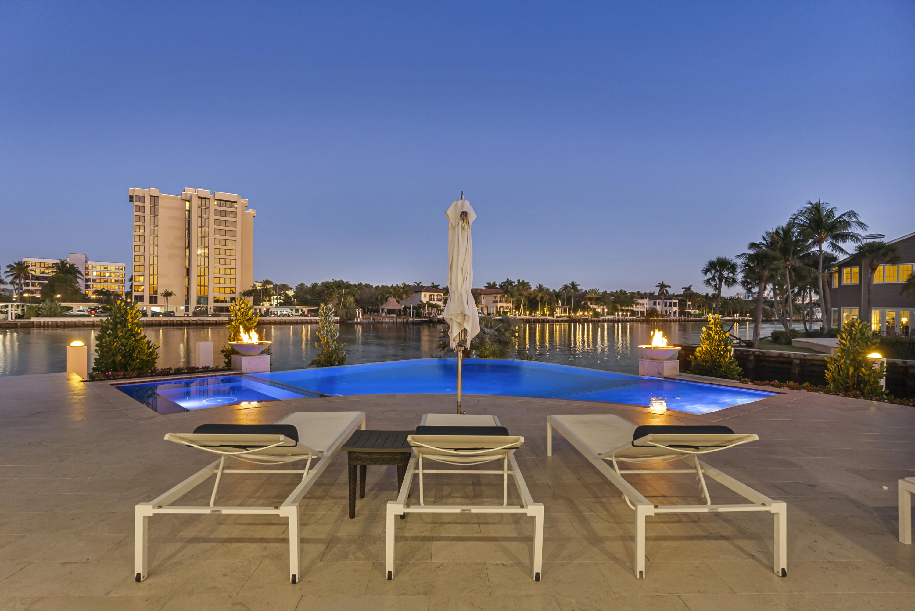 TROPIC ISLE 2ND SEC - Residential