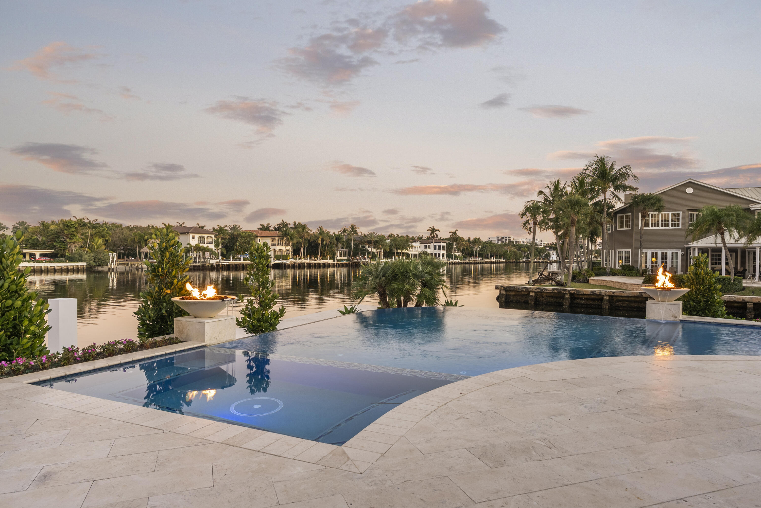 TROPIC ISLE 2ND SEC - Residential