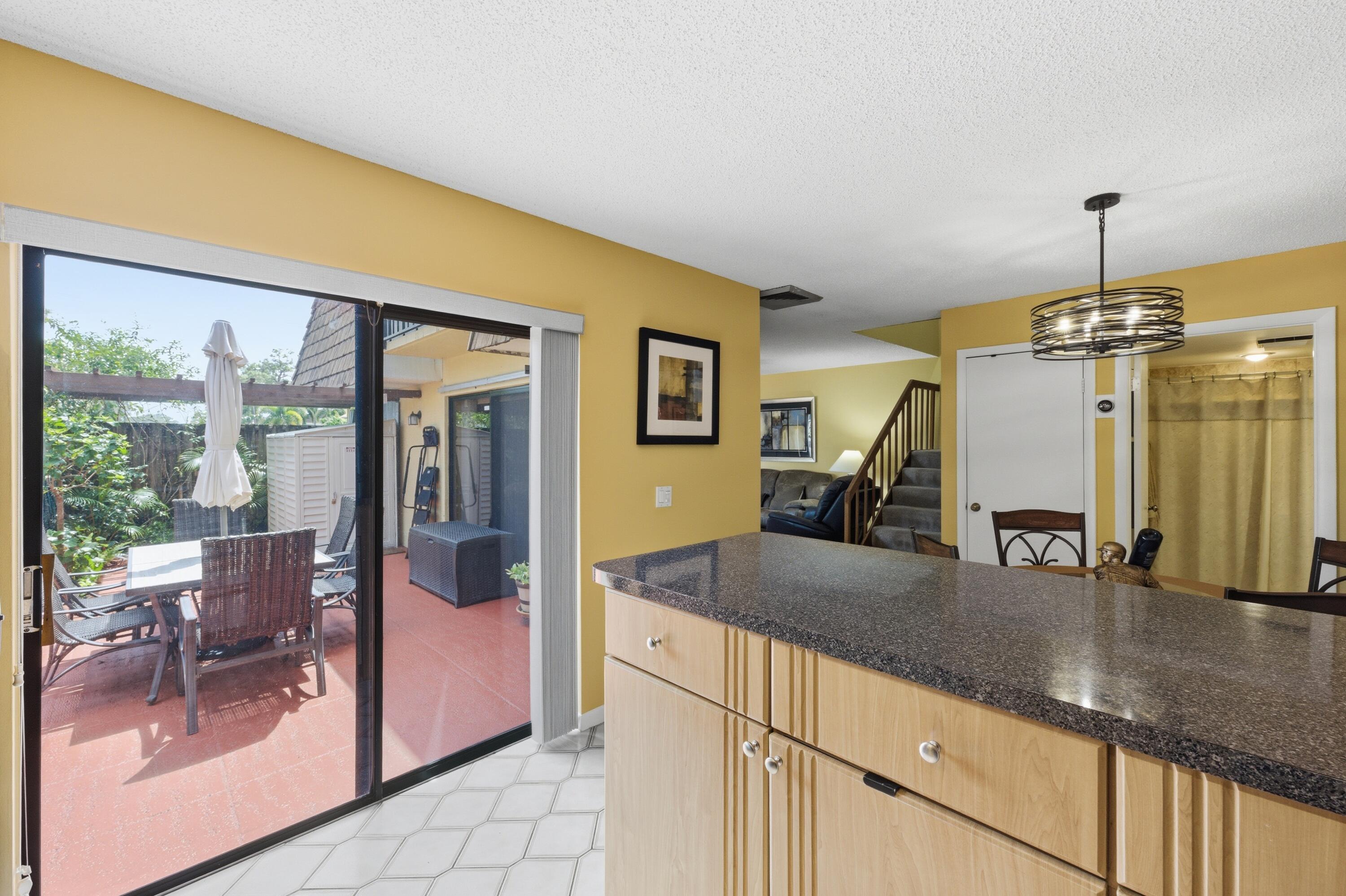 SHERWOOD LAKES - Residential