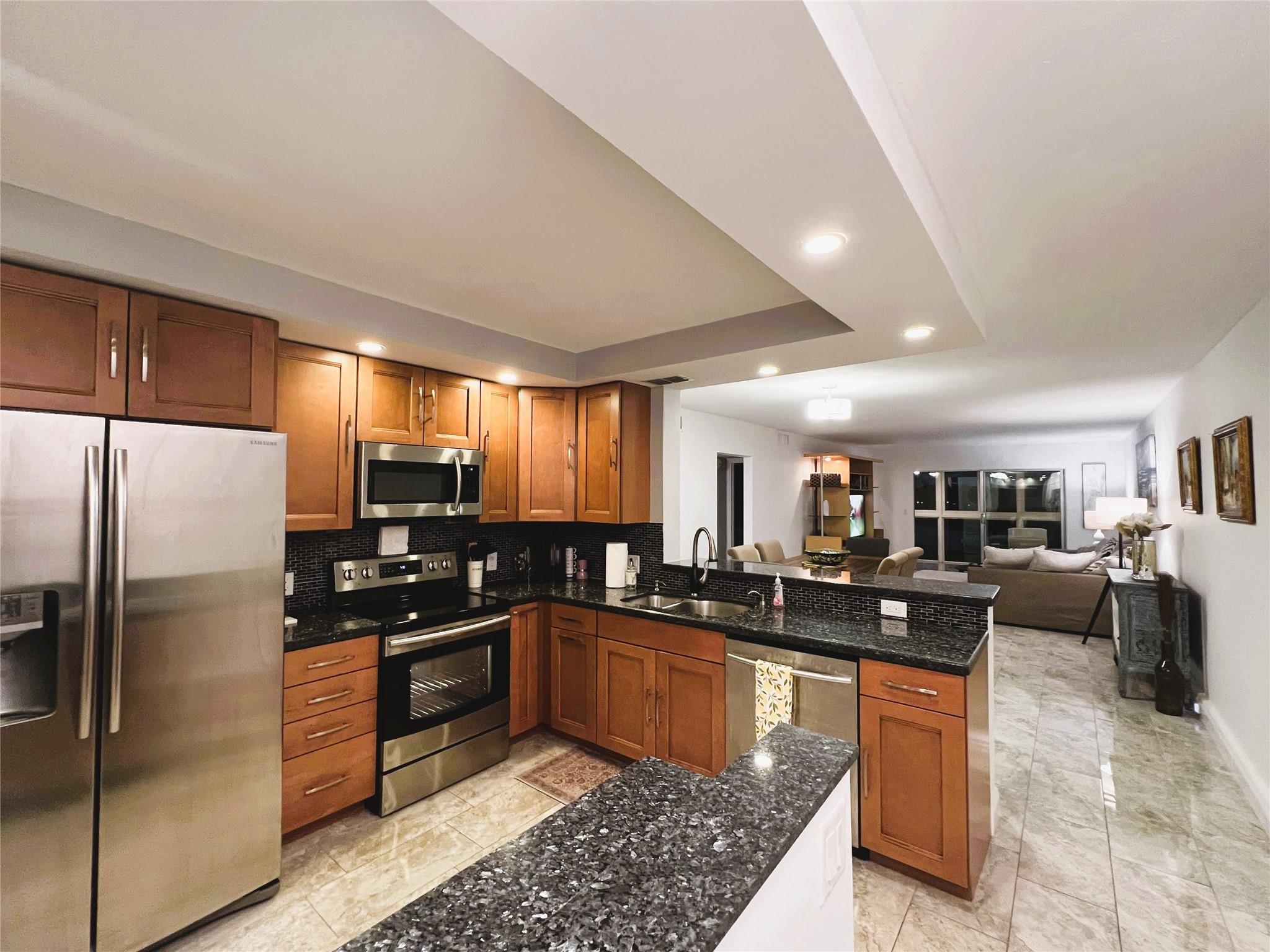 WYNMOOR VILLAGE - Residential Lease