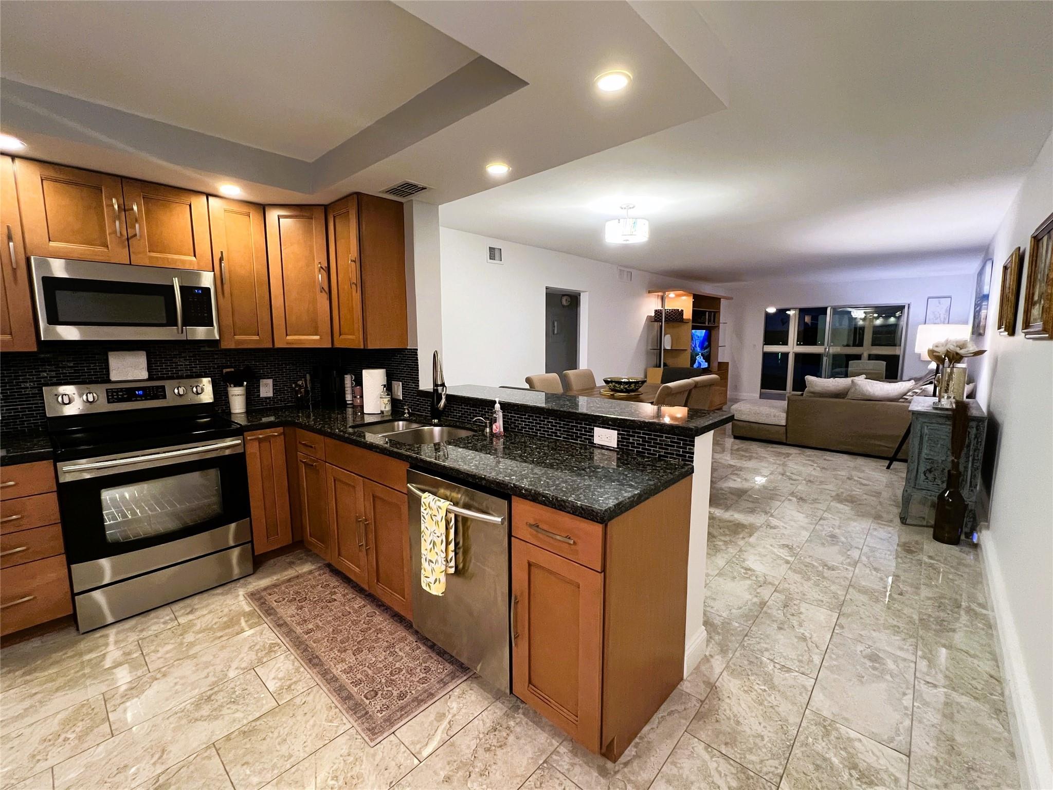 WYNMOOR VILLAGE - Residential Lease
