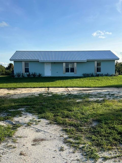 A home in Okeechobee