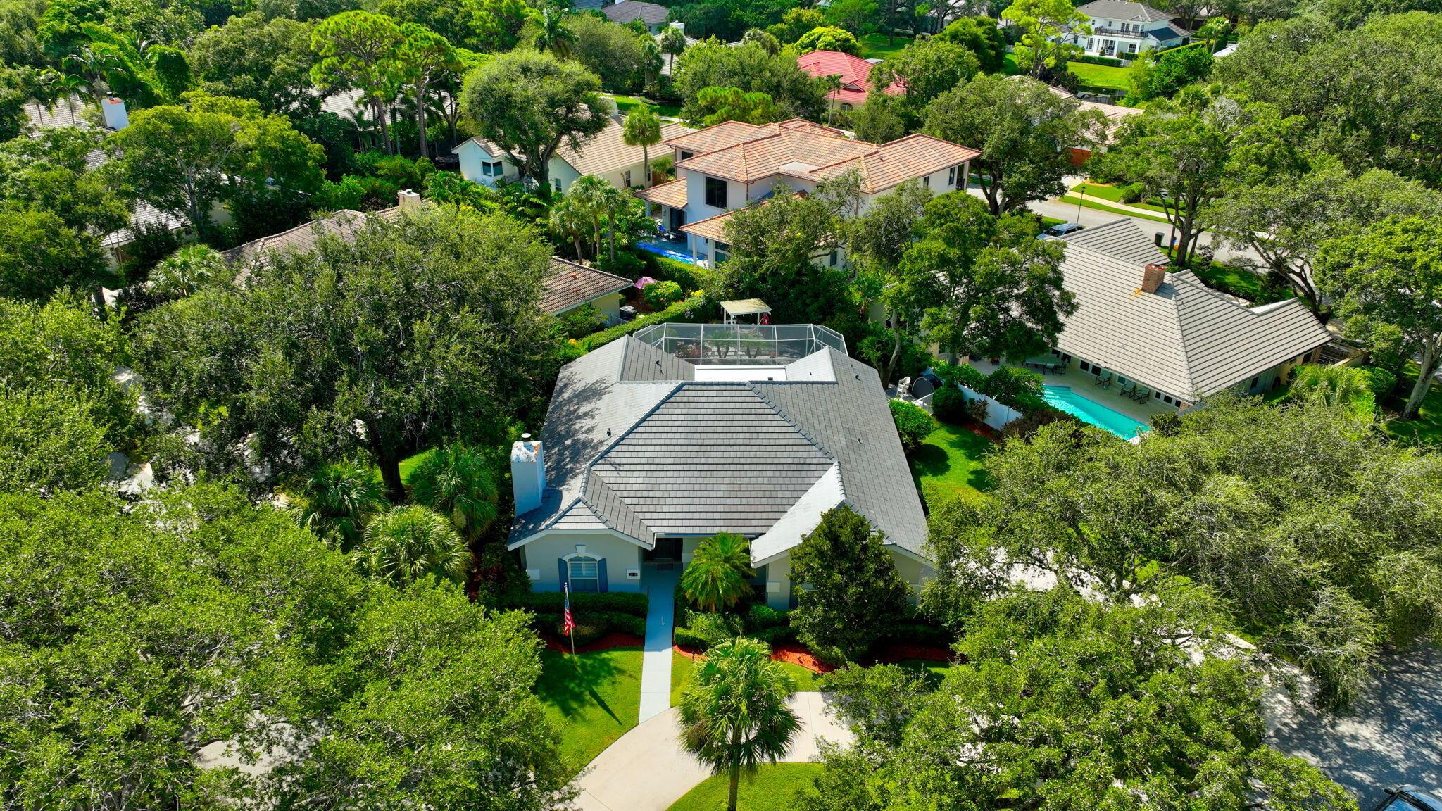 2736 Devon Court