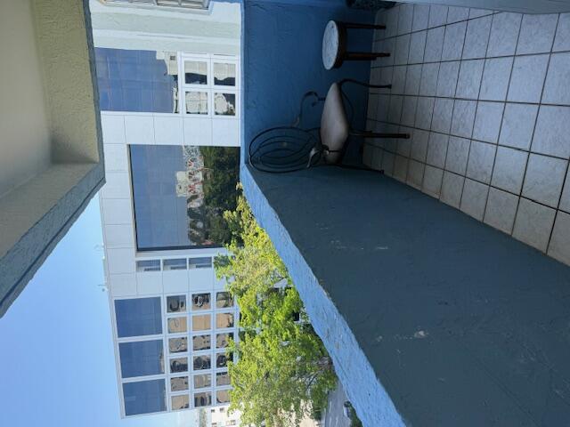 5050 CONDO - Residential