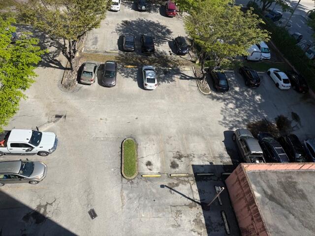 5050 CONDO - Residential