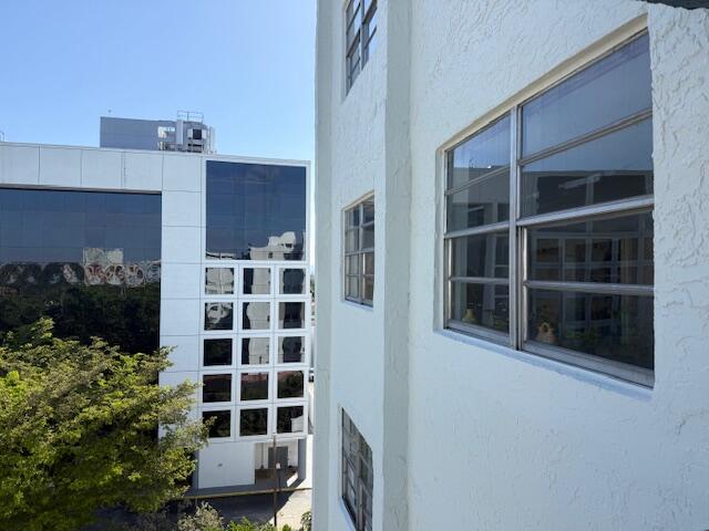 5050 CONDO - Residential