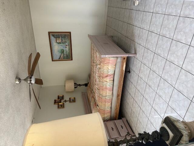 5050 CONDO - Residential