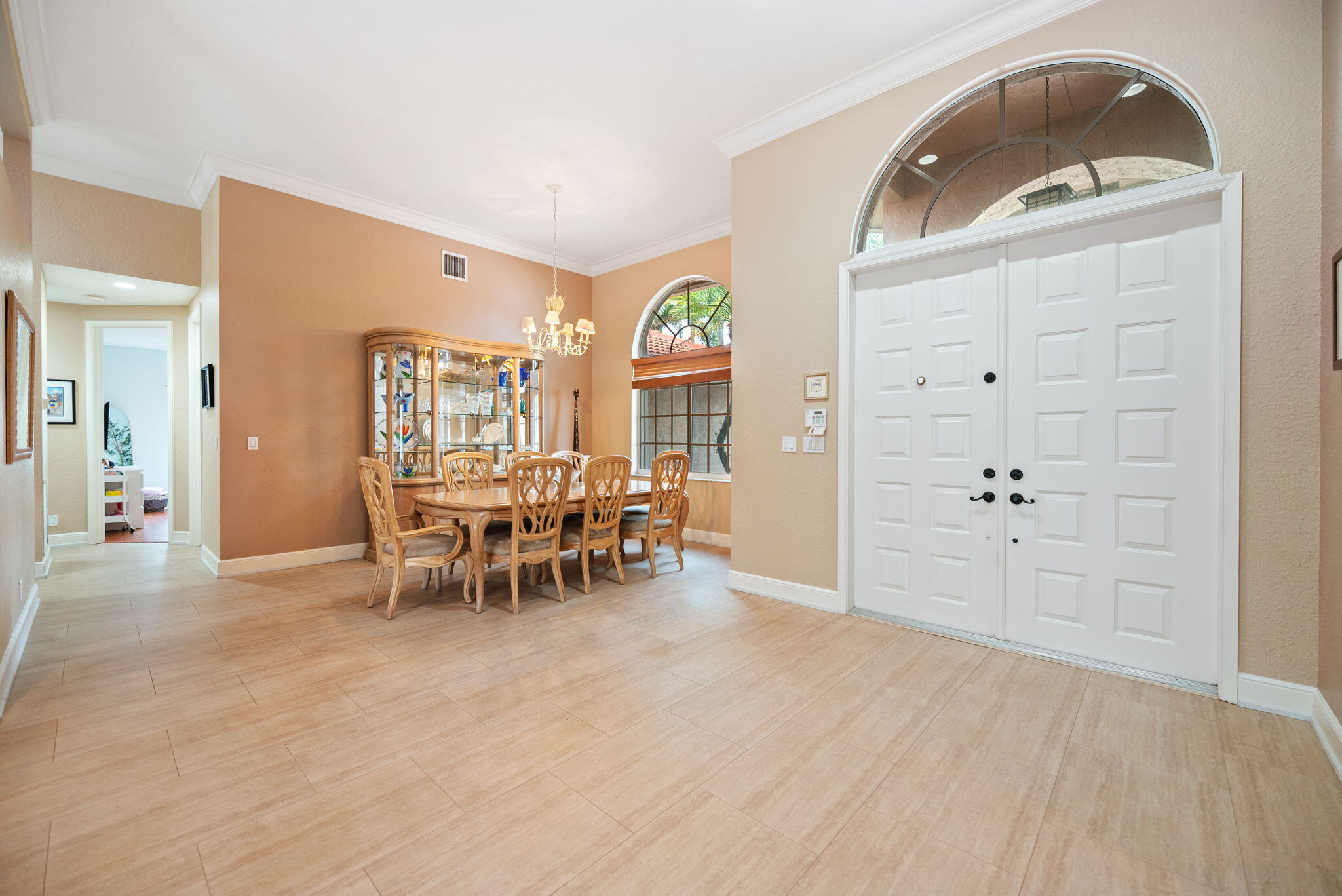 77 NW 108TH Way, Plantation FL 33324