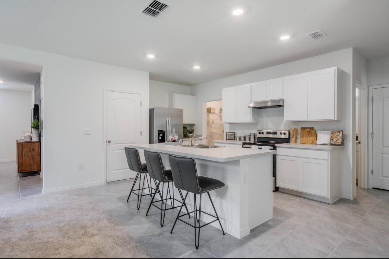 VERANO SOUTH PUD 1 - POD - Residential Lease