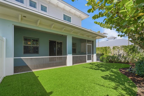 Tiny photo for 409 SE HIGH SCHOOL Avenue, Stuart, FL 34994 (MLS # B26090726)
