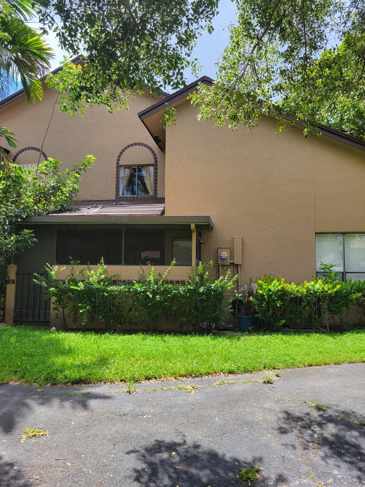 3605 NW 21st Court