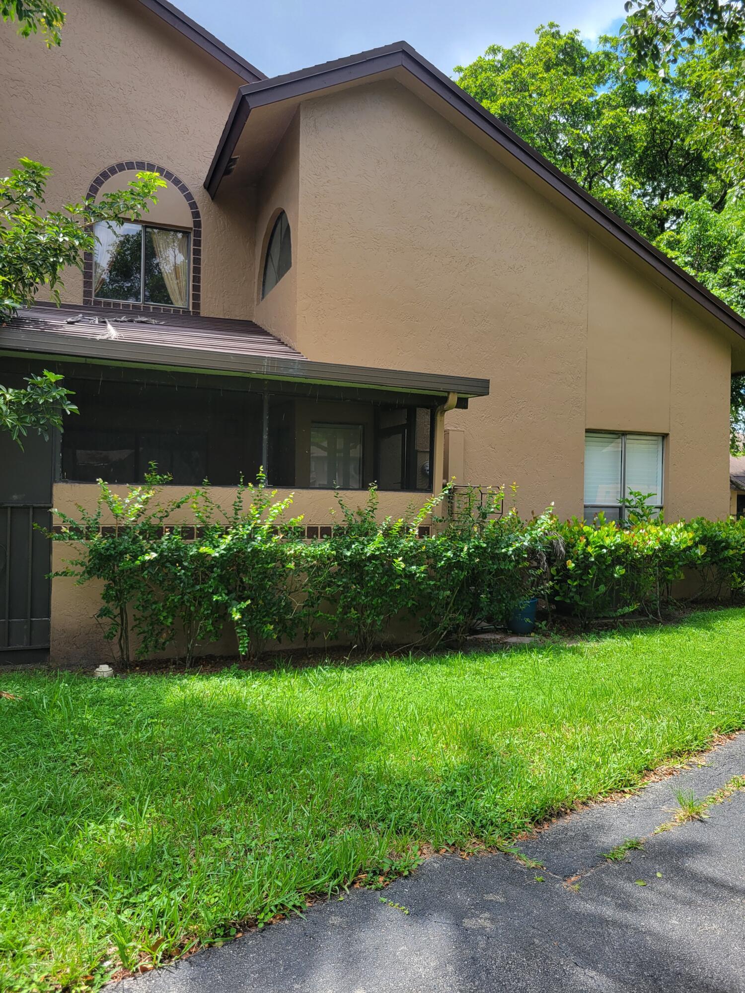 3605 NW 21st Court