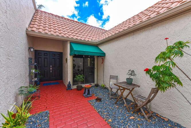 6674 Las Flores Drive