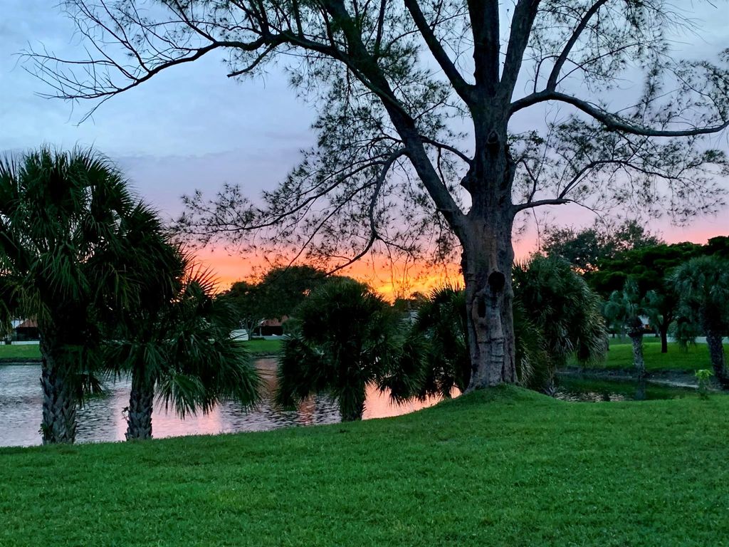 Photo of 6674 Las Flores Drive, Boca Raton, FL 33433 (MLS # R11084535)