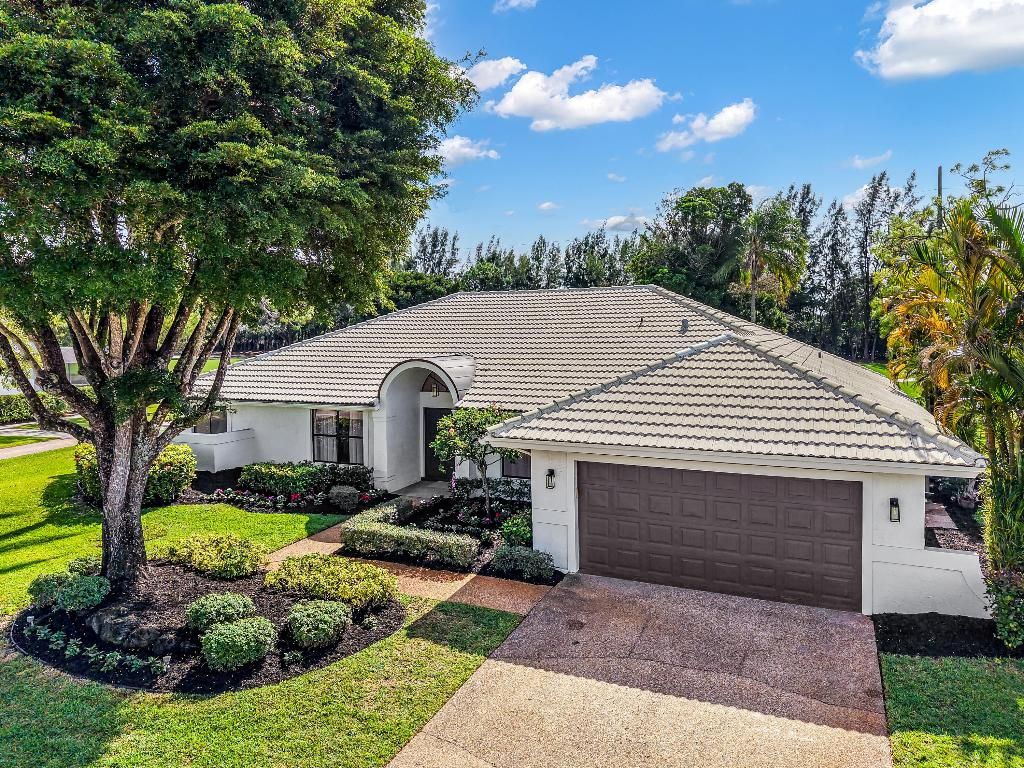 Photo of 10726 Boca Woods Lane, Boca Raton, FL 33428 (MLS # R11149937)