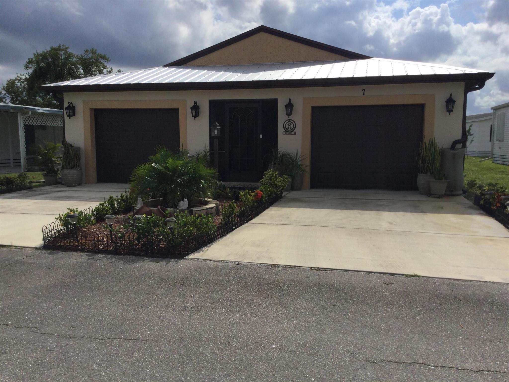 Meticulously maintained almost new home in the much sought after Spanish Lakes One Community. This land leased community features a 9 hole golf course, 2 pools, tennis, pickleball, bocce, shuffleboard, billiards, ping pong and much much more. You can do as much as you want or just lounge by the pool. Spanish Lakes offers many clubs and activities. Land lease includes all amenities, lawn care, trash removal and sewer. Future residents must be approved by Spanish Lakes. Call for application.