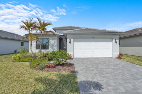 Property photo of 11935 Sw Backshore Drive, Port St Lucie, FL 34987