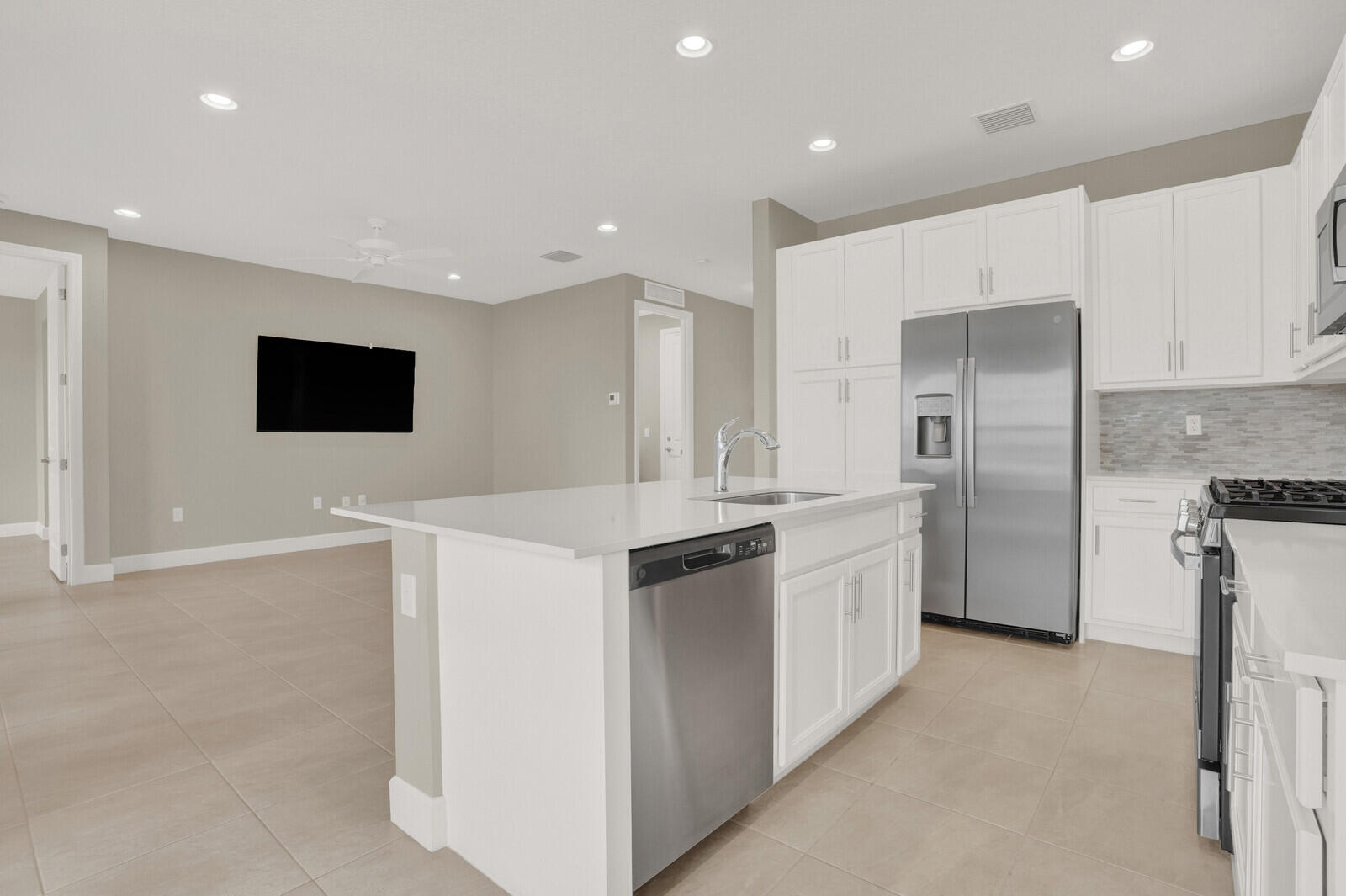 RIVERLAND PARCEL B - PLAT SEVEN - Residential