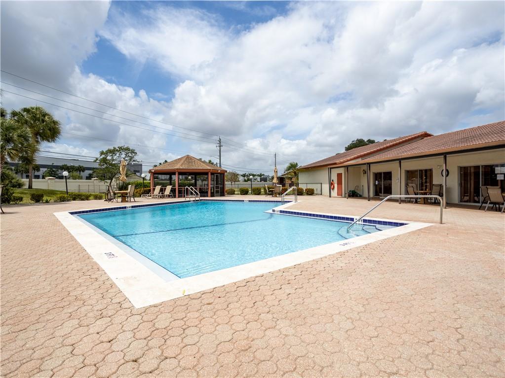Westwood Commy 7 81-28 B - Residential
