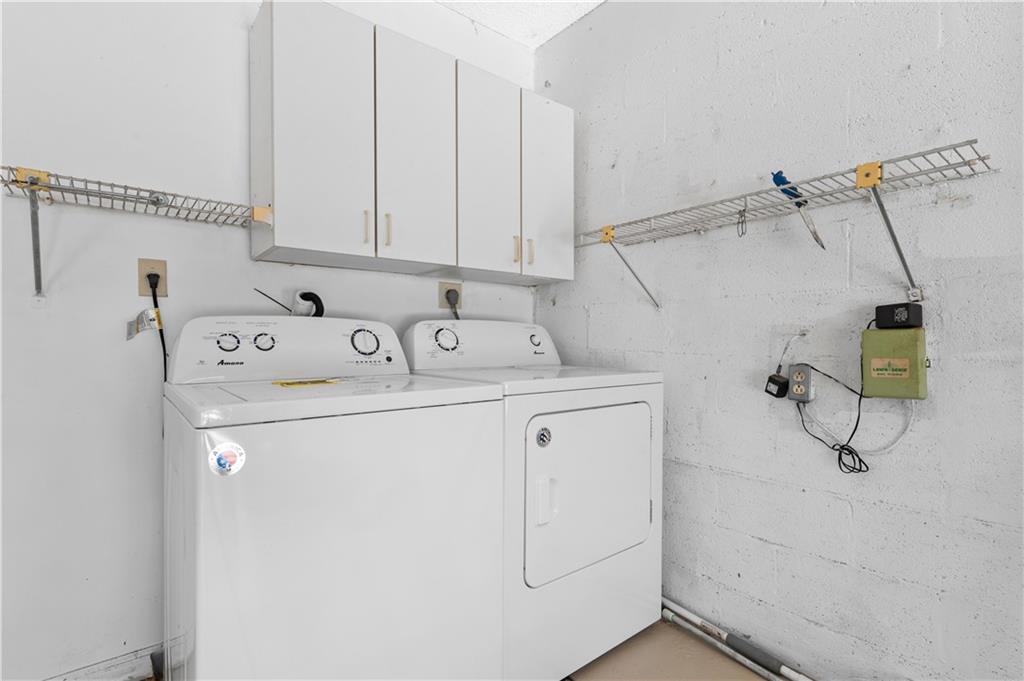 Westwood Commy 7 81-28 B - Residential