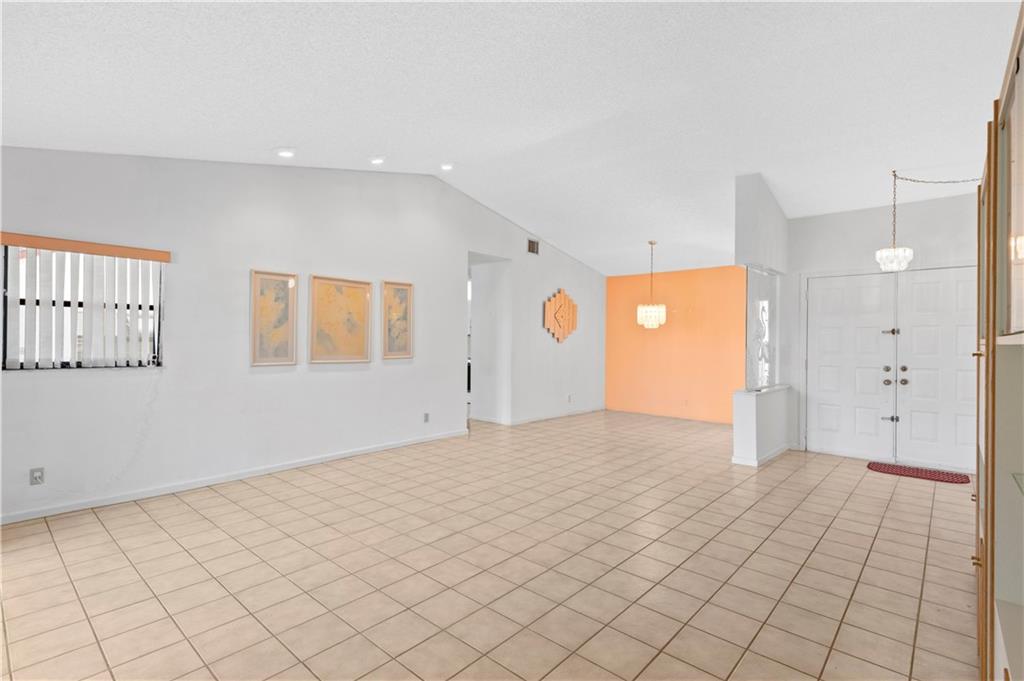 Westwood Commy 7 81-28 B - Residential