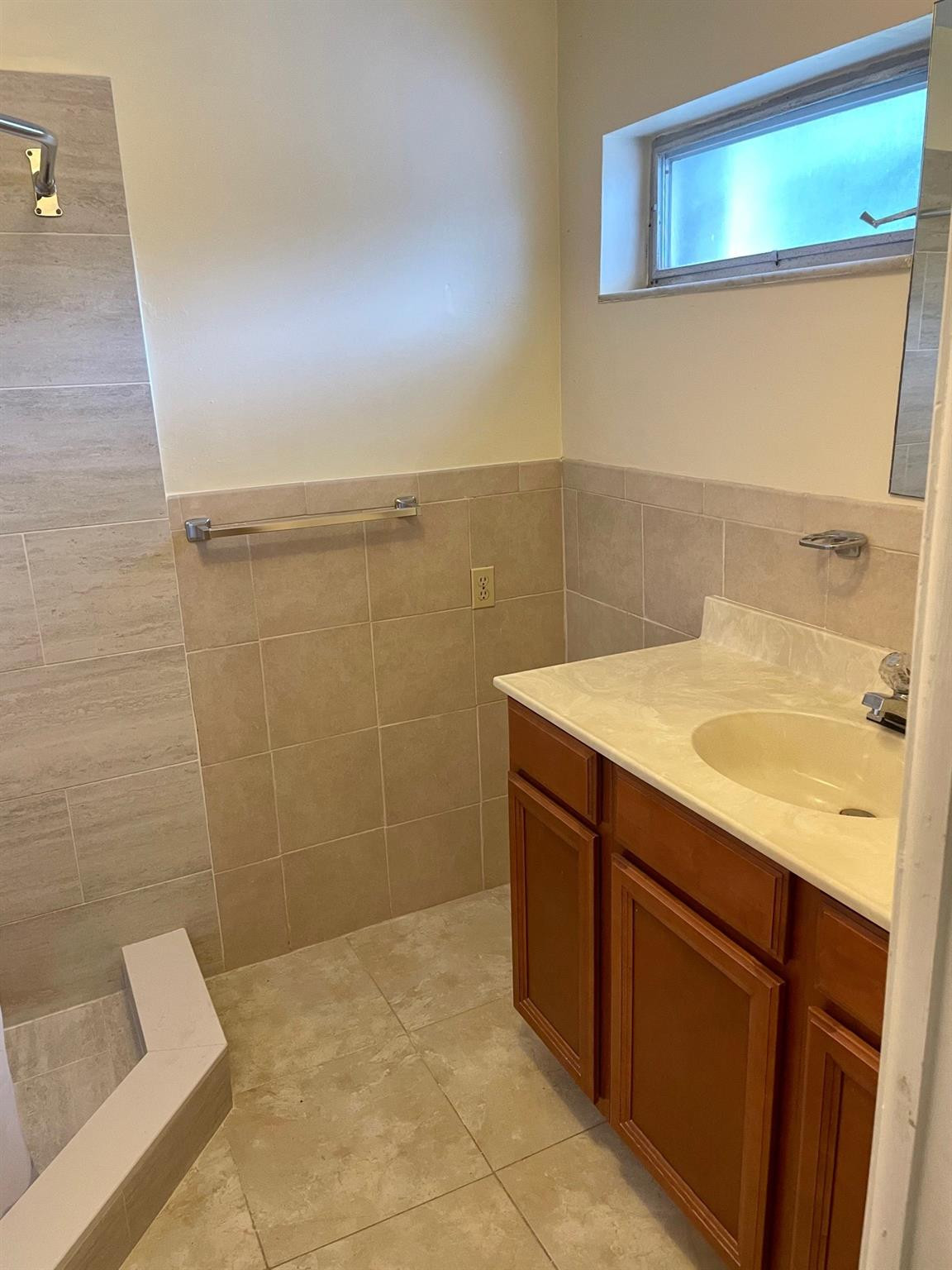 Oakland Estates North 2 S - Residential Lease