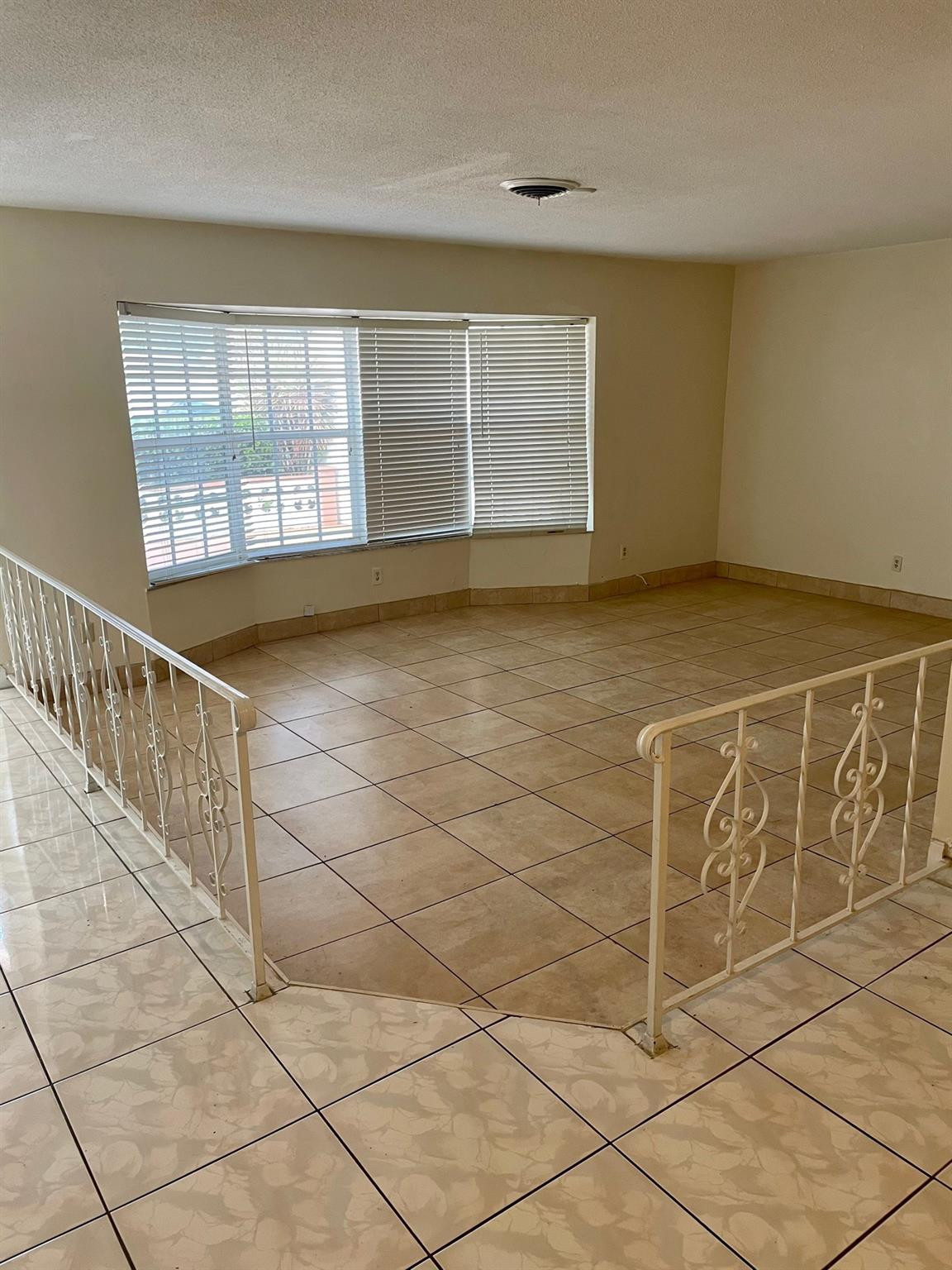 Oakland Estates North 2 S - Residential Lease