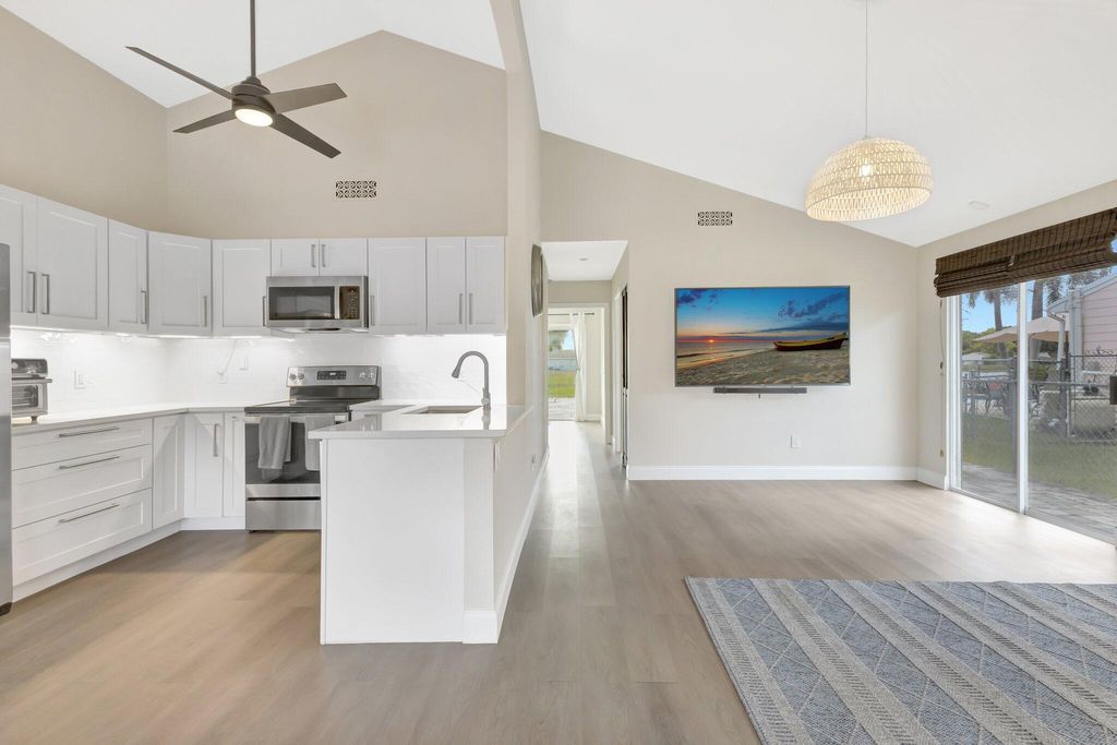 Photo of 9123 Carma Drive, Boynton Beach, FL 33472 (MLS # R11102839)