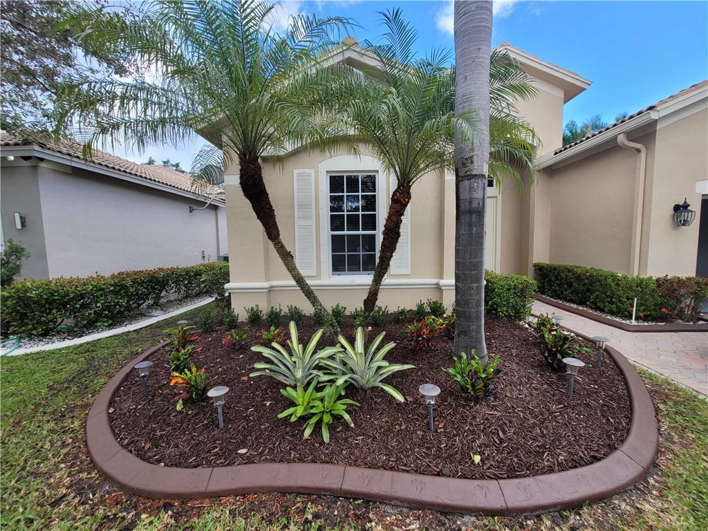 Isles At Weston 171-40 B - Residential