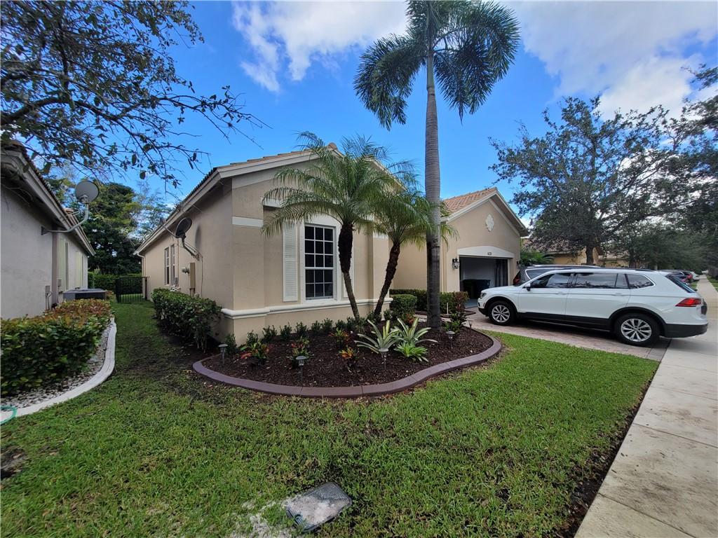 Isles At Weston 171-40 B - Residential