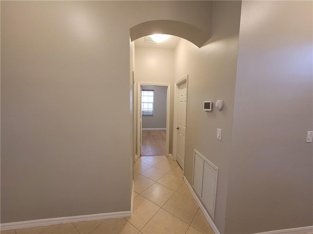 Isles At Weston 171-40 B - Residential